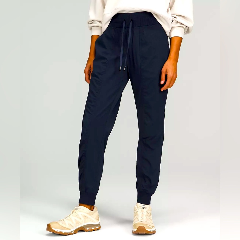 NWT Navy Lululemon Dance Studio Mid-Rise Jogger Full Length
